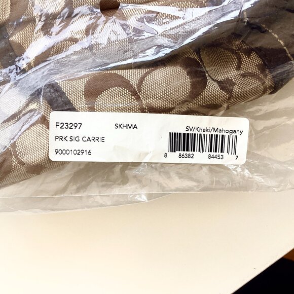 NWT Coach F23297 Park Signature Carrie Tote Bag - Picture 9 of 12